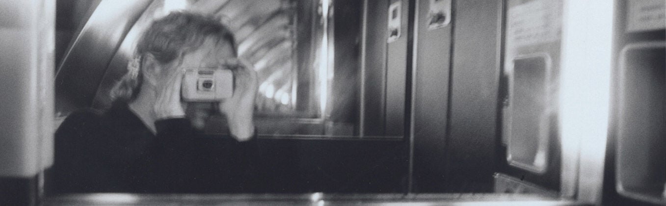 photograph of Agn&egrave;s taking a photo