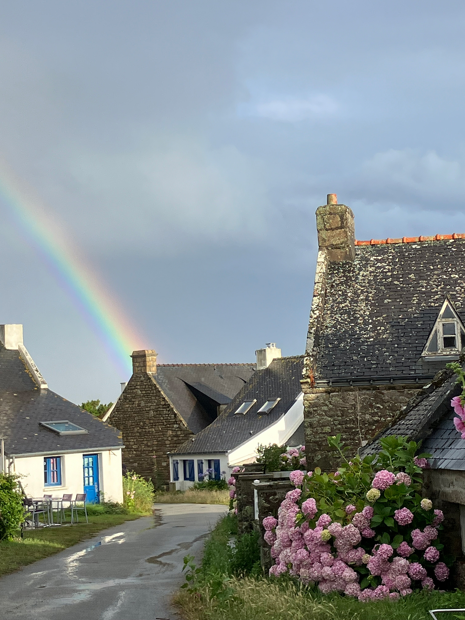 Arc-en-ciel sur mer